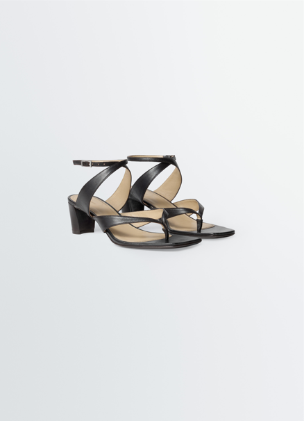 TONG SANDALS 50