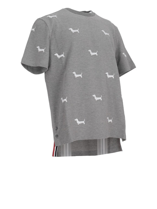 dog-embroidery T-shirt