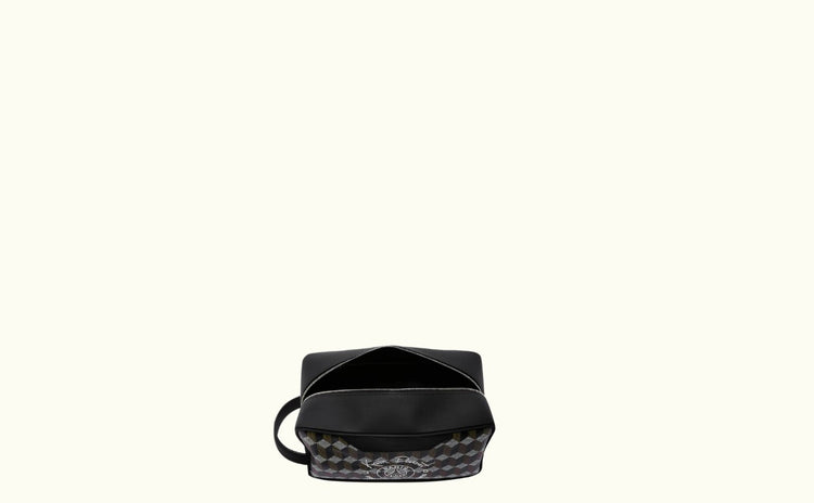 SQUARE POUCH 26