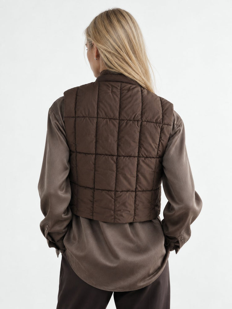 ZIPPED VEST