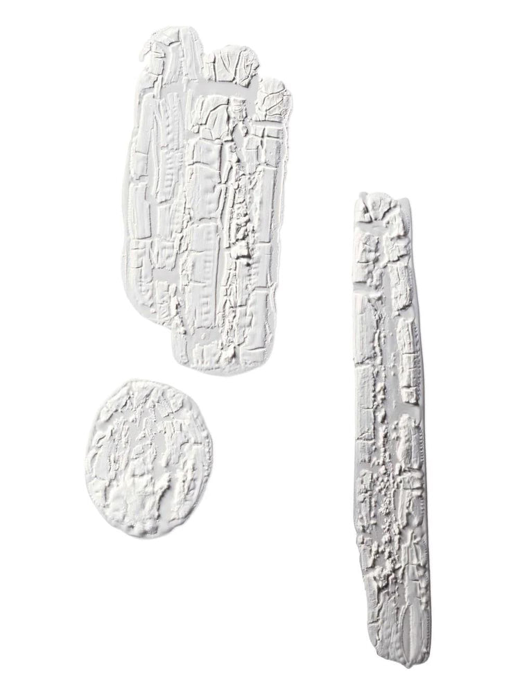 OFF-WHITE BEAUTY top coat nail polish