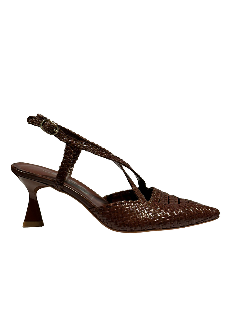 Moritz pointed pumps