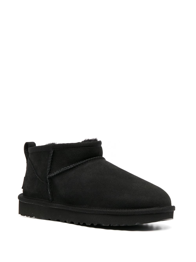 Classic Ultra Mini suede boots