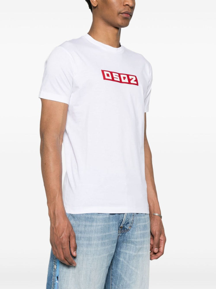 DSQ2 logo-appliqué T-shirt