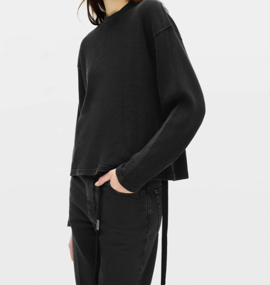 NIKITA RELAX FIT BOXY T-SHIRT WITH "THE VELVET EVE