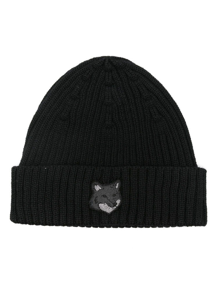 Bold Fox Head ribbed beanie