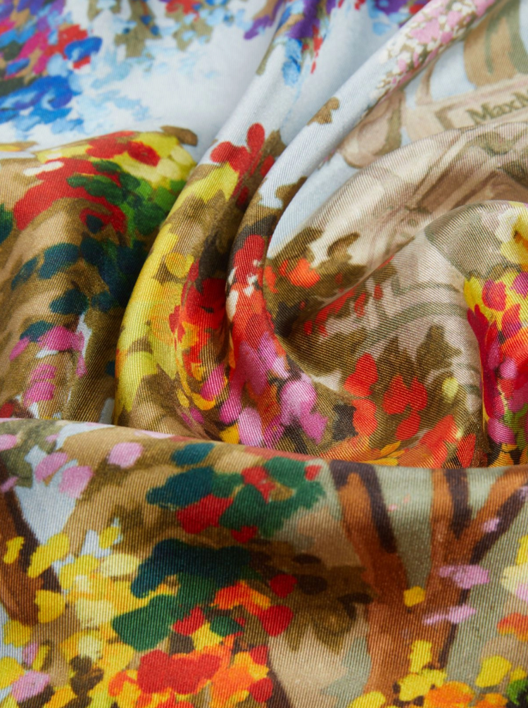 FOULARD