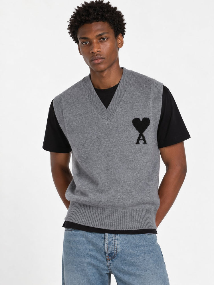 SLEEVELESS SWEATER WITH CONTRASTED AMI DE COEUR