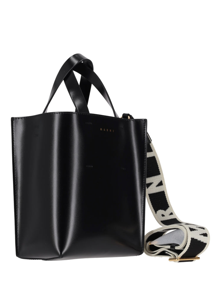 PELLETTERIA - SHOPPING