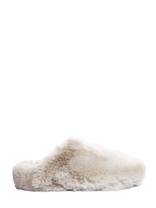 Furry indoor slippers