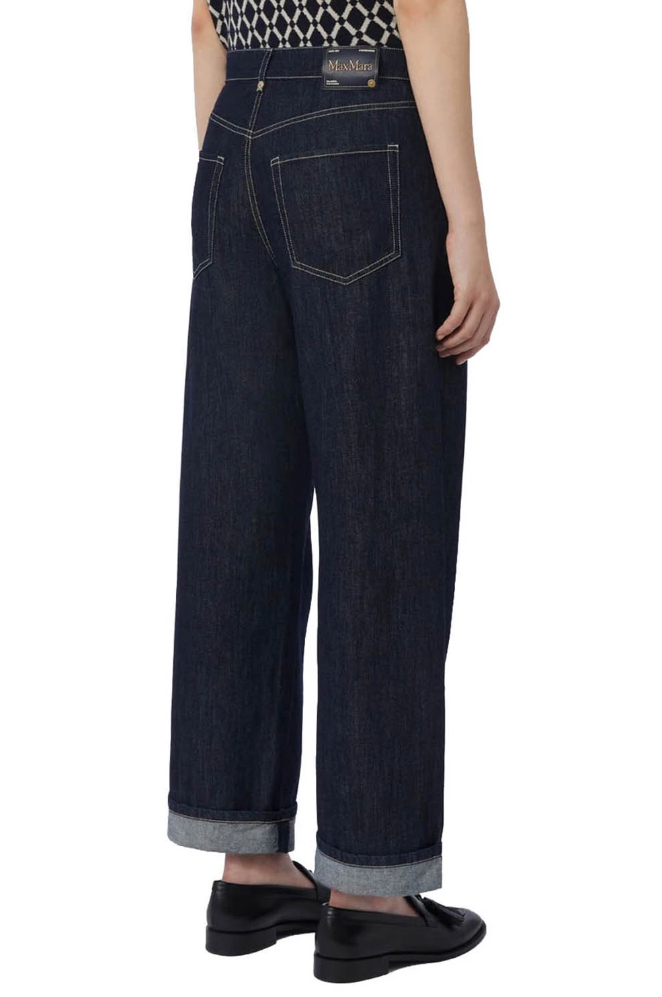 PANTALONE DENIM
Tessuto 93% Cotone, 07% Kapok