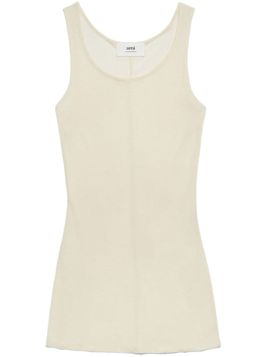 u-neck sleeveless tank top