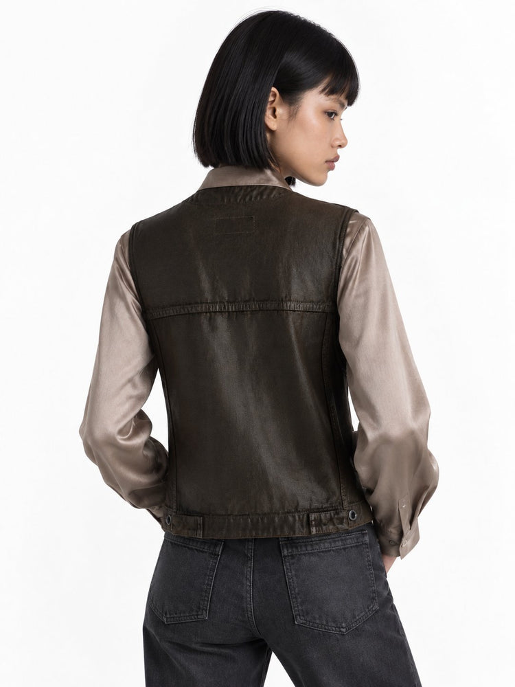 ZIPPED VEST