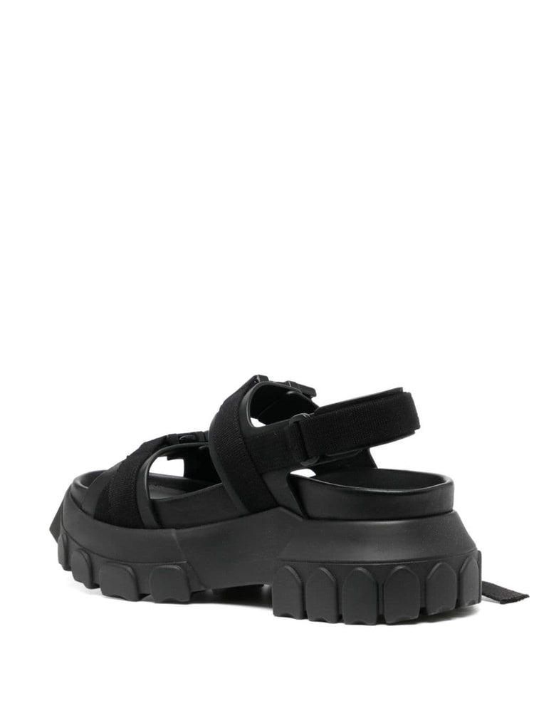 Tractor chunky sandals