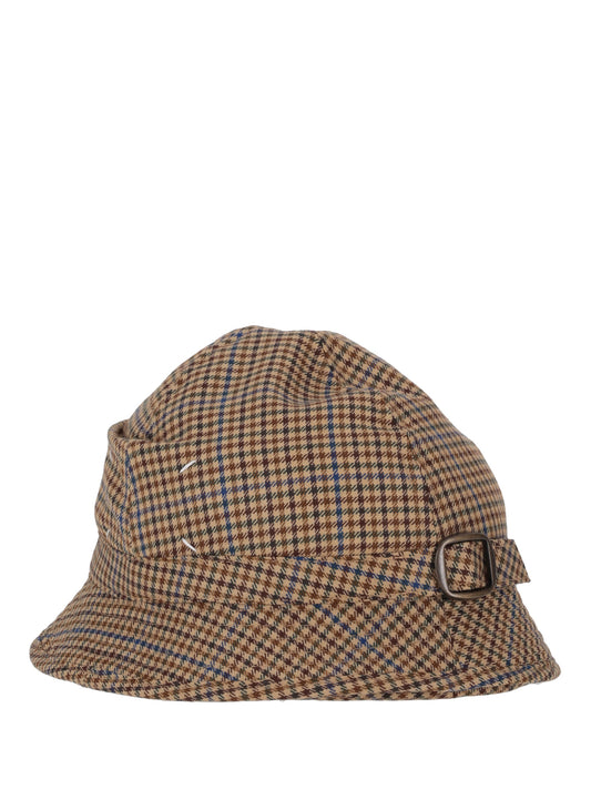 HAT