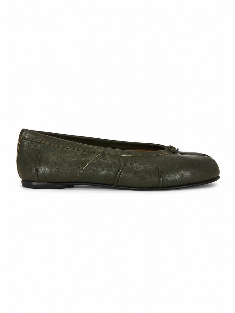 BALLET SHOE