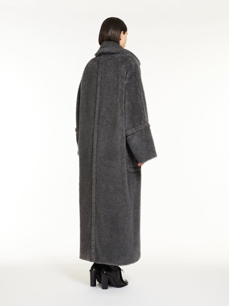 Kadiak oversized alpaca and wool Teddy coat