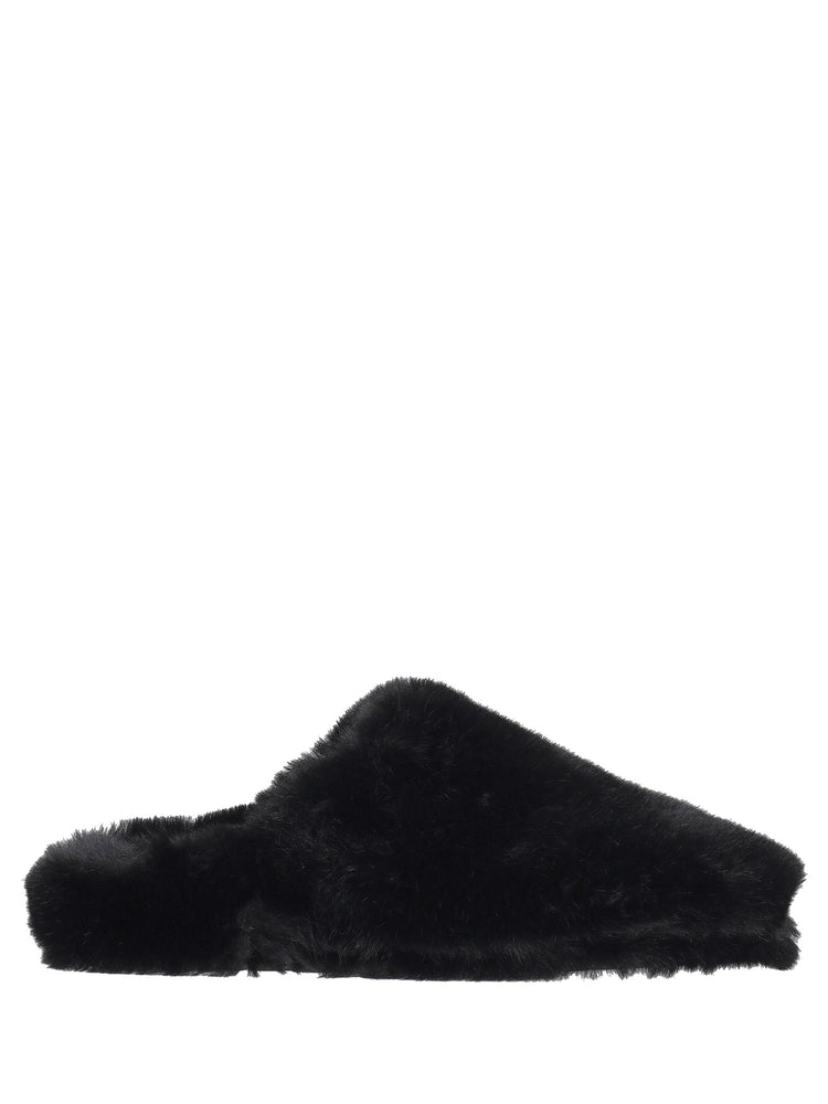 Furry indoor slippers
