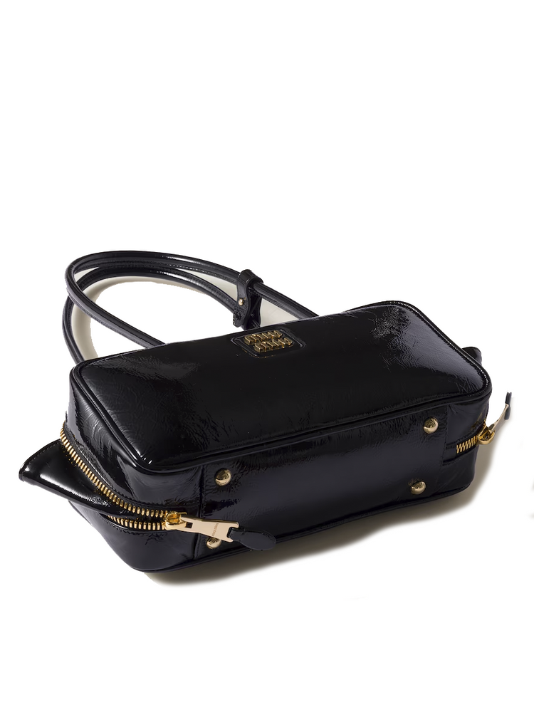 Beau naplak patent leather bag