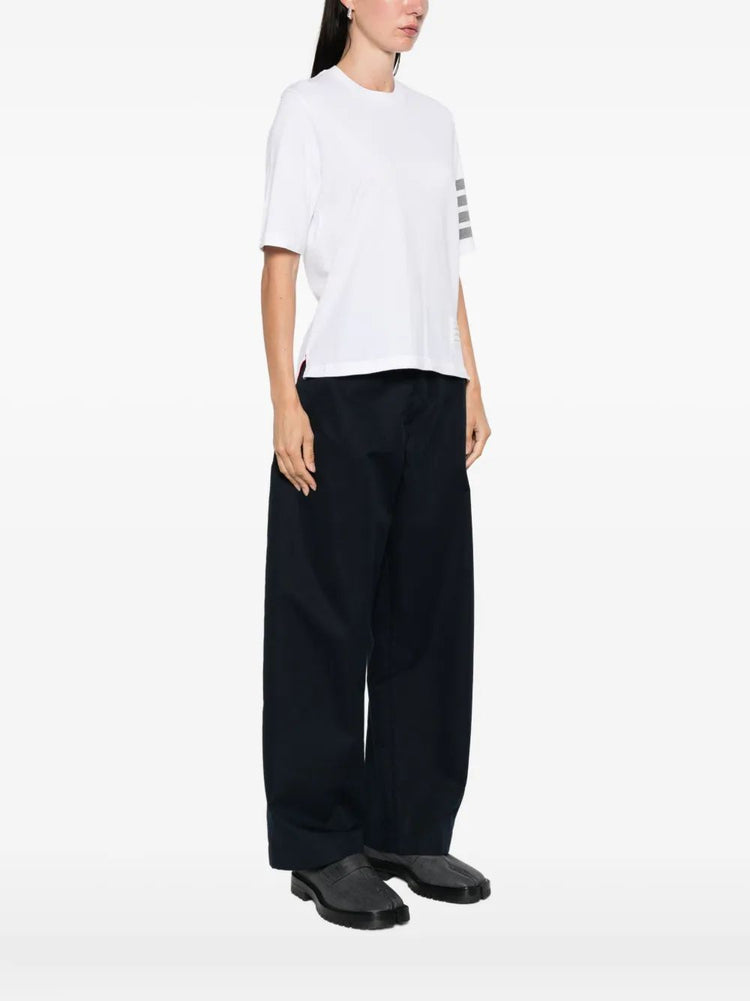 SHORT SLEEVE TEE W/ ENGINEERED 4 BAR IN SUSTAINABLE JERSEY