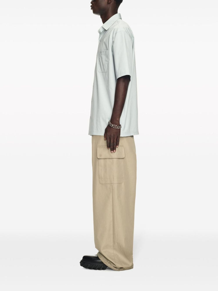 wide-leg cargo trousers