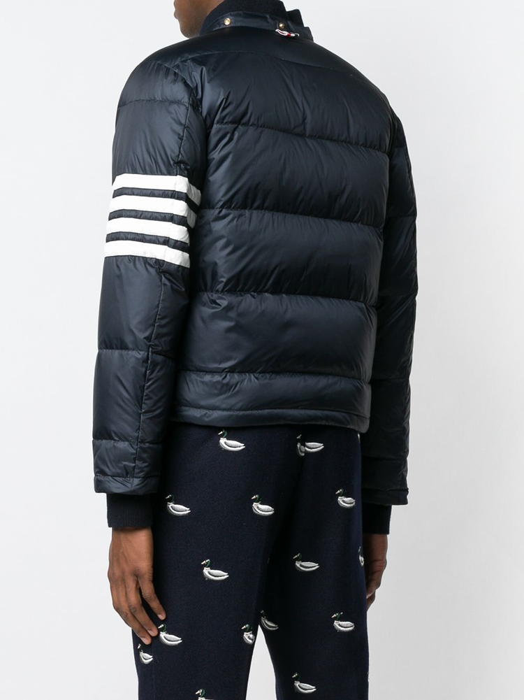DOWNFILLED SNAP FRONT DETACHABLE HOOD BOMBER W/ 4BAR IN MATTE FINISH NYLON