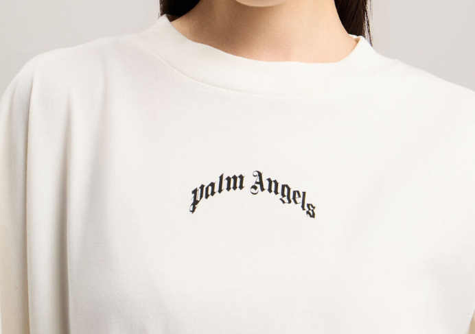 CURVED LOGO OVER TEE