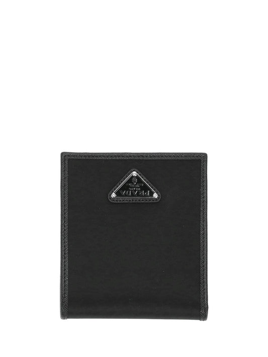 recycled-nylon logo plaque wallet