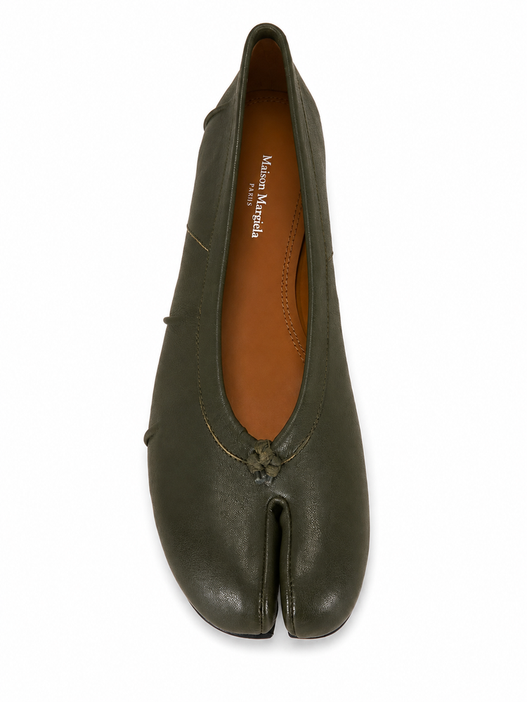 BALLET SHOE