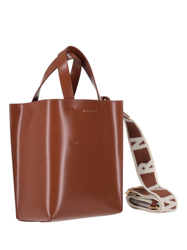 PELLETTERIA - SHOPPING