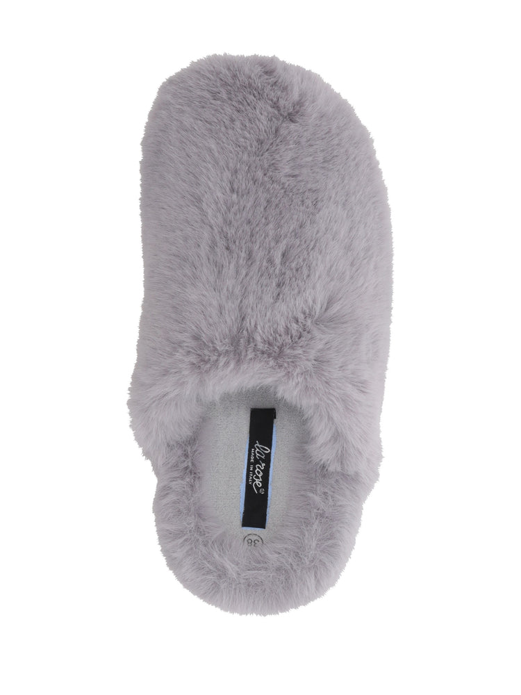 Furry indoor slippers