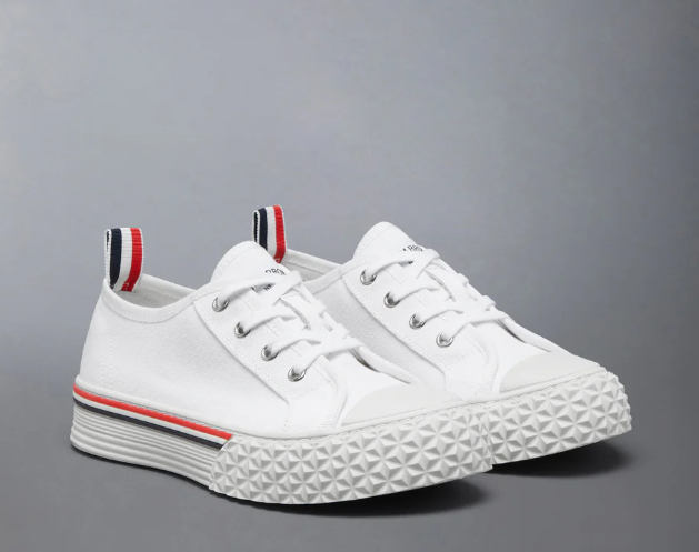 COLLEGIATE LOW TOP TRAINER W/ TARTAN TREAD SOLE IN ORGANIC CANVAS