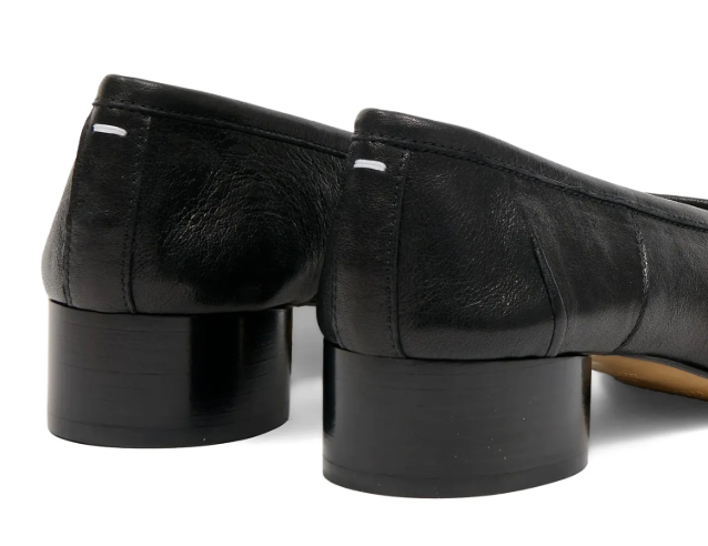 BALLET SHOE