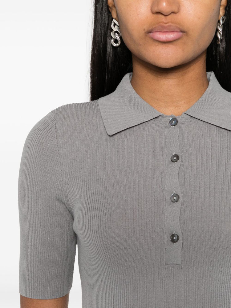 polo-collar knitted top