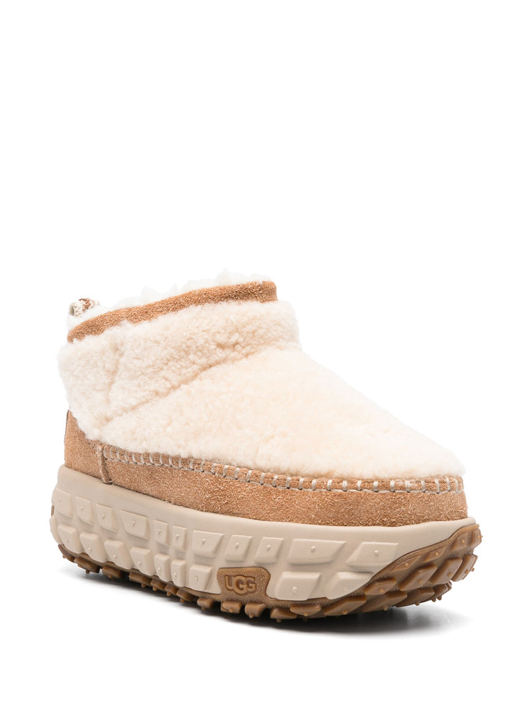 W Venture Daze Ultra Mini Cozy boots