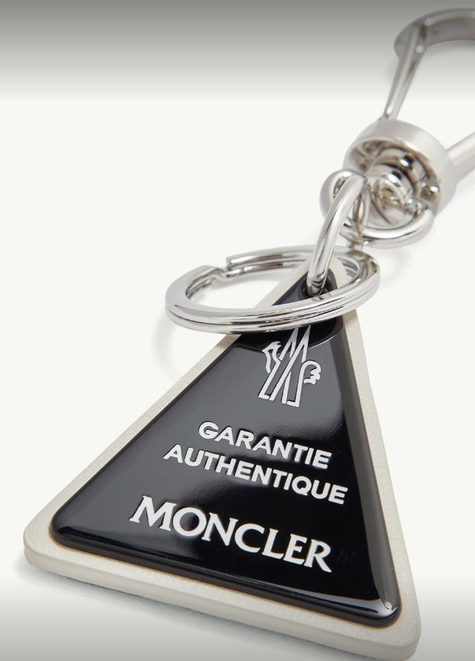 TRIANGLE KEY RING