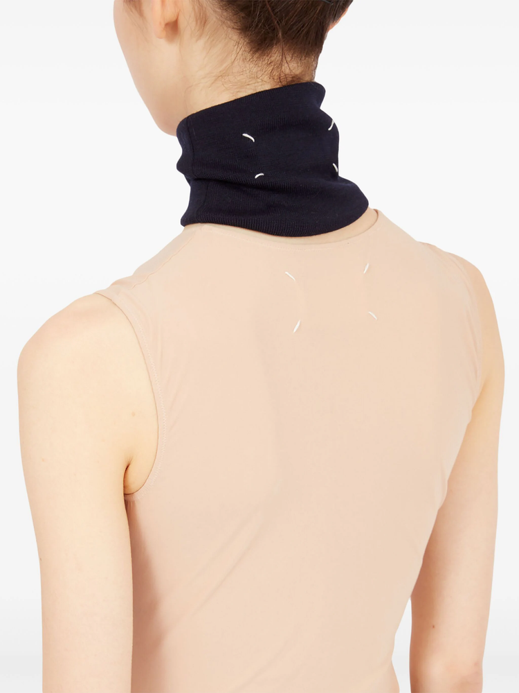 four-stitch wool neck warmer