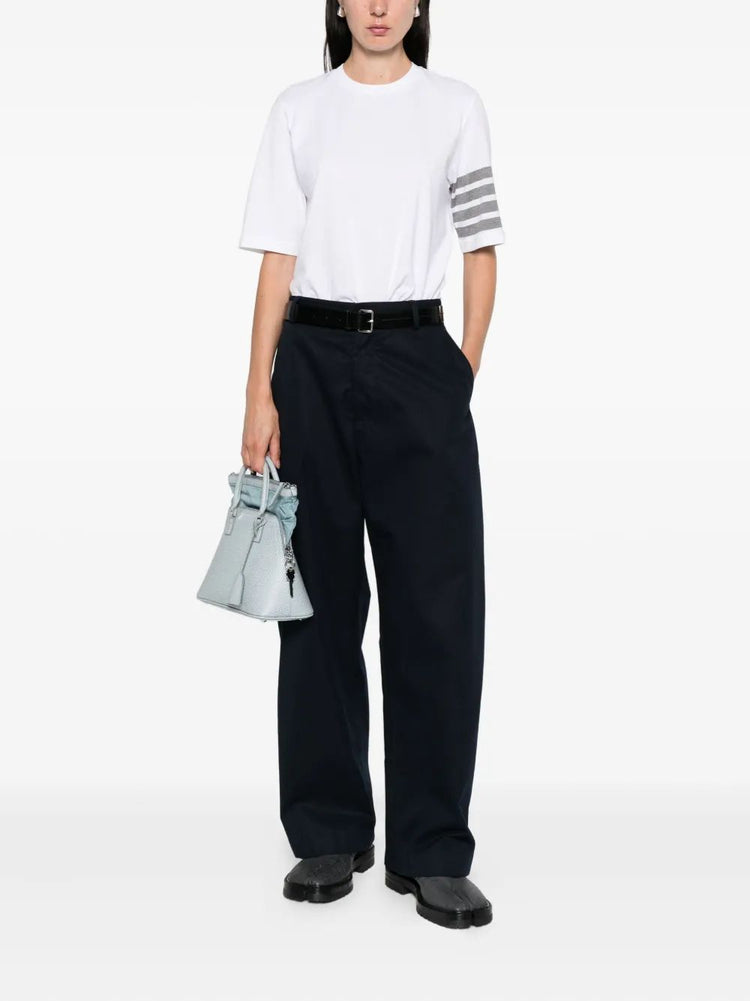 SHORT SLEEVE TEE W/ ENGINEERED 4 BAR IN SUSTAINABLE JERSEY