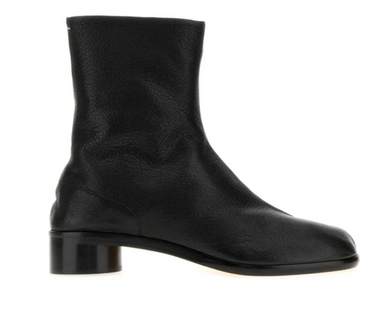 ANKLE BOOT