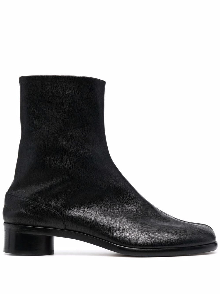 ANKLE BOOT