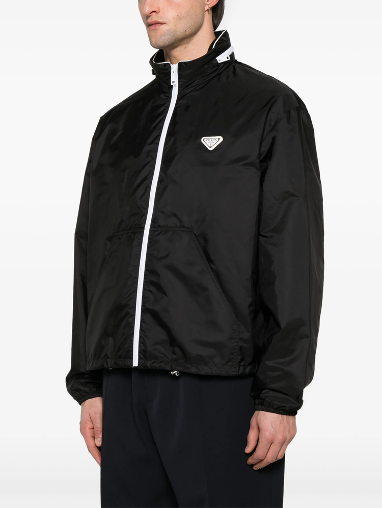 zipped lightweight jacket