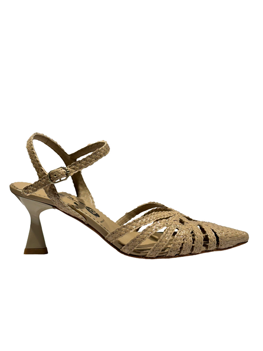 Moritz pointed pumps