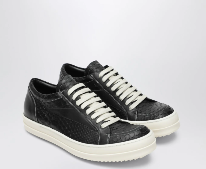 VINTAGE SNEAKS