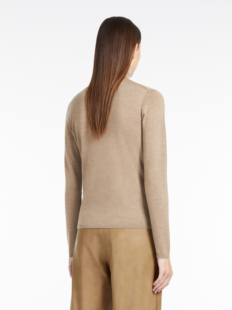 Veloce lightweight cashmere turtleneck