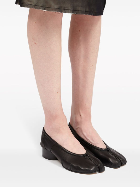 BALLET SHOE
