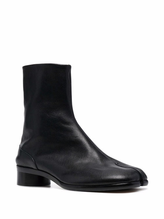 ANKLE BOOT