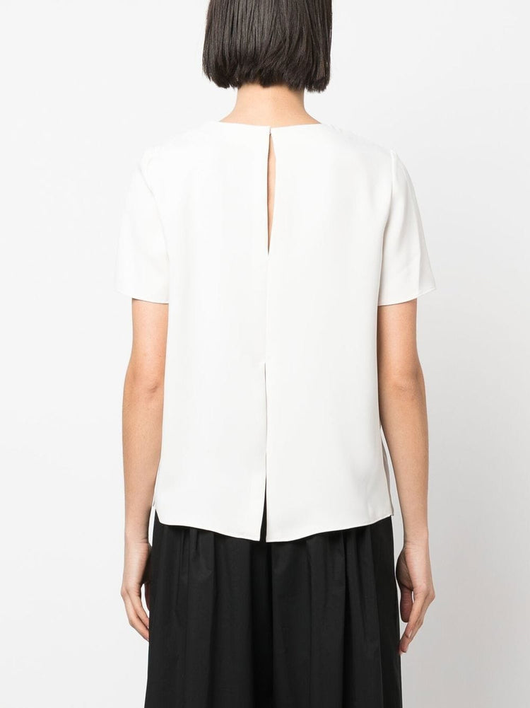 short-sleeved blouse