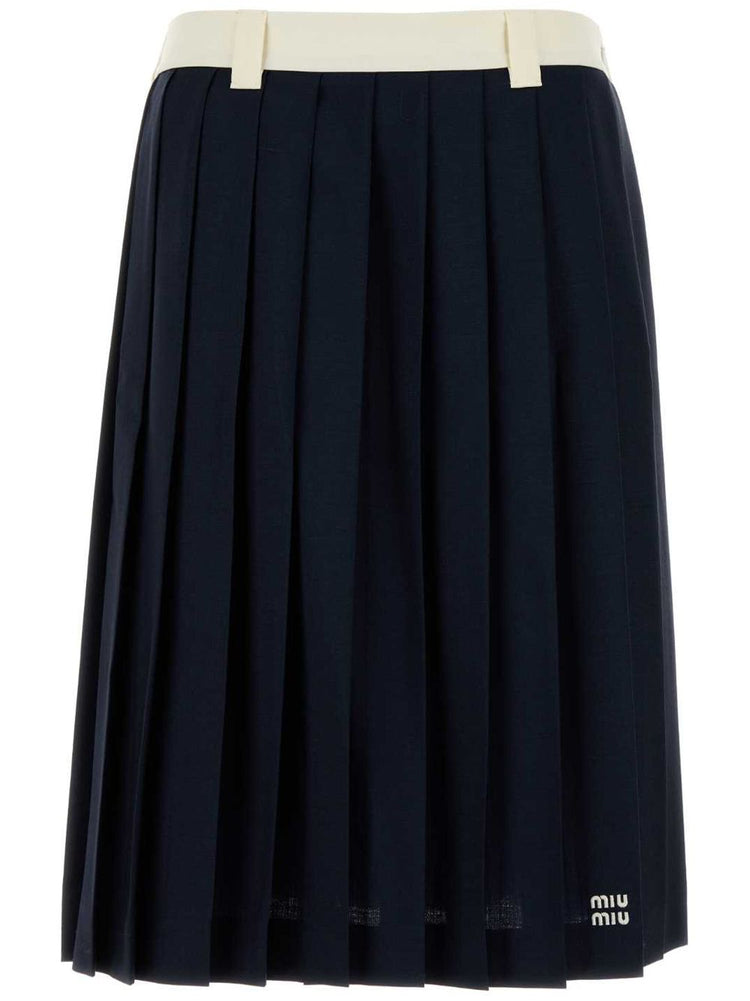 pleated midi skirt