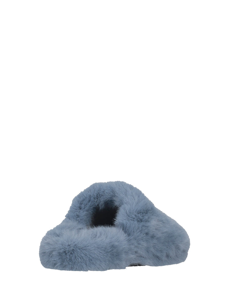 Furry indoor slippers
