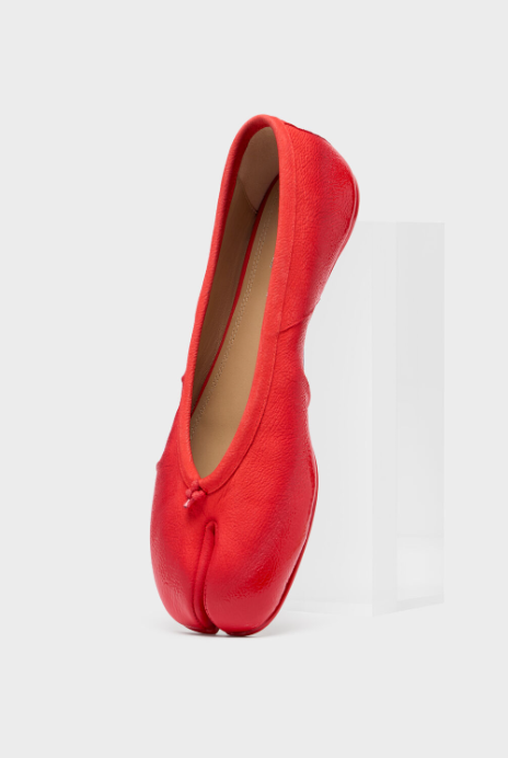 BALLET SHOE
